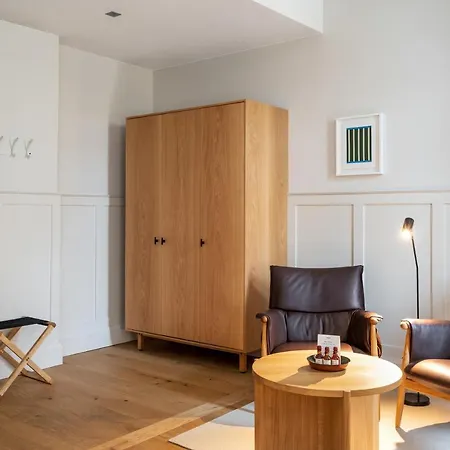 Ξενοδοχείο Runo