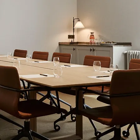 Runo Ξενοδοχείο Πόρβο